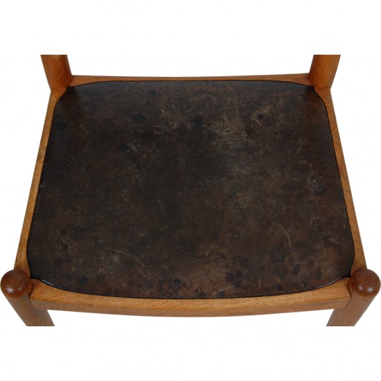 Sæt af to Hans Wegner W1 stole af eg