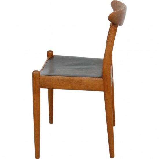 Sæt af to Hans Wegner W1 stole af eg