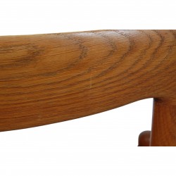 Set of two Hans Wegner W1 chairs of oak 