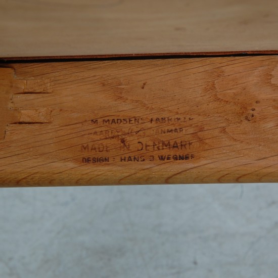 Sæt af to Hans Wegner W1 stole af eg