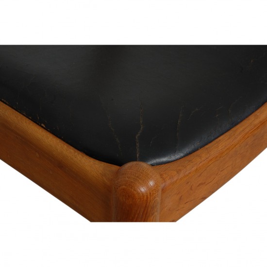 Sæt af to Hans Wegner W1 stole af eg