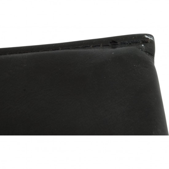 Poul Kjærholm PK-22 chair in black grace leather