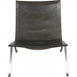 Poul Kjærholm PK-22 chair in black grace leather
