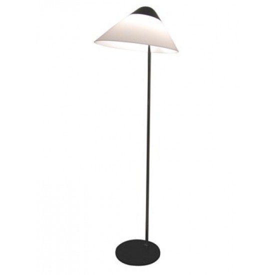 Hans J. Wegner 1914-2007. Opala standerlampe med skærm af hvid plast. Hans J. Wegner 1914-2007. Opala standerlampe med skærm af hvid plast.