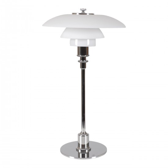 Poul Henningsen Ny 2/1 bordlampe med hvide opal glas