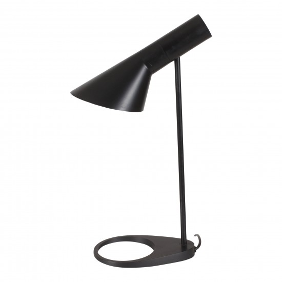 Frisør lounge fortov Arne Jacobsen bordlampe udført i sort