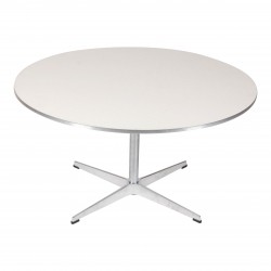 Arne Jacobsen sofabord med hvid laminat med metal kant Ø: 90 cm Arne Jacobsen sofabord med hvid laminat med metal kant Ø: 90 cm