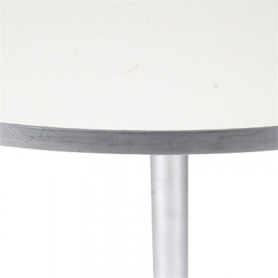 Arne Jacobsen sofabord med hvid laminat med metal kant Ø: 90 cm