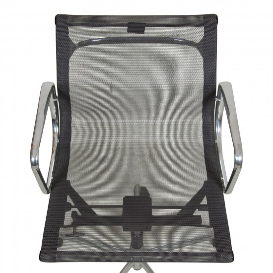 Charles Eames Ea-117 office chair with Grey net