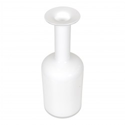 Otto Brauer/Holmegaard White glass vase H: 25 Otto Brauer/Holmegaard White glass vase H: 25