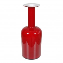 Otto Brauer/Holmegaard Dark red glass vase H: 25 Otto Brauer/Holmegaard Dark red glass vase H: 25