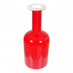 Otto Brauer/Holmegaard Red glass vase H: 43 Otto Brauer/Holmegaard Red glass vase H: 43