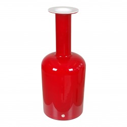 Otto Brauer/Holmegaard Red glass vase H: 51 Otto Brauer/Holmegaard Red glass vase H: 51