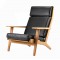 Hans J Wegner Ge-290a lænestol nypolstret i sort bizon læder