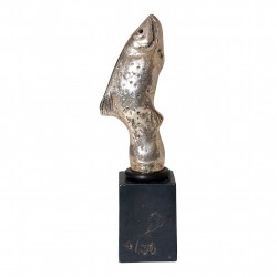 Bernhard Lipsøe Forsølvet Bronze skulptur af en fisk H: 12 Bernhard Lipsøe Forsølvet Bronze skulptur af en fisk H: 12